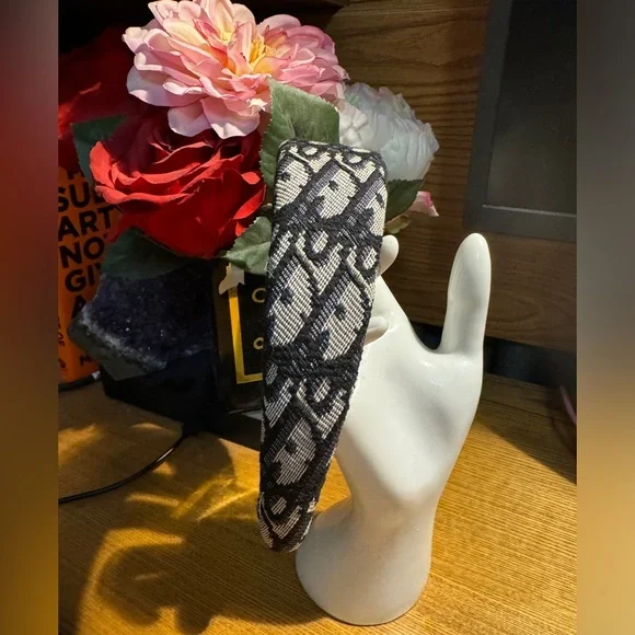 Headband Fashion Navy Blue pattern NWT - Picture 3 of 3